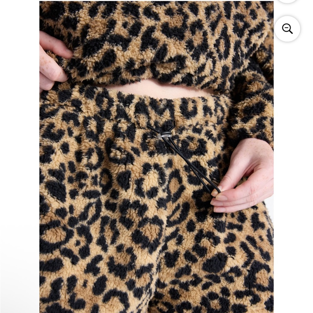 No Boundaries Plush Shorts - Picture 6 of 6